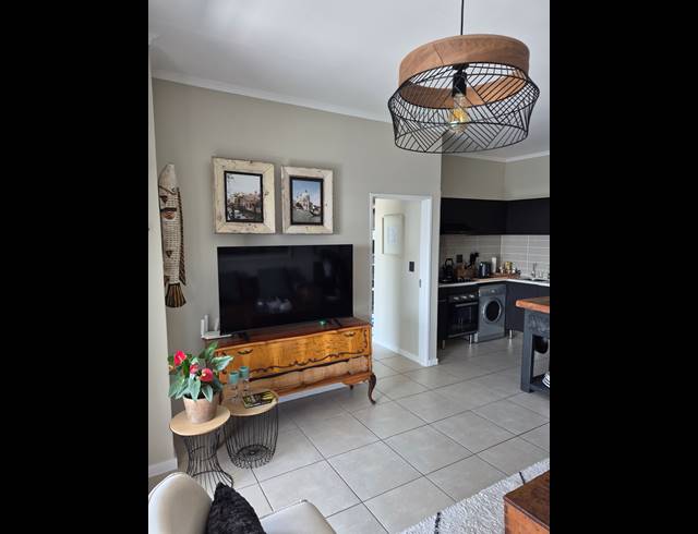 1 bed property to rent in MODDERFONTEIN